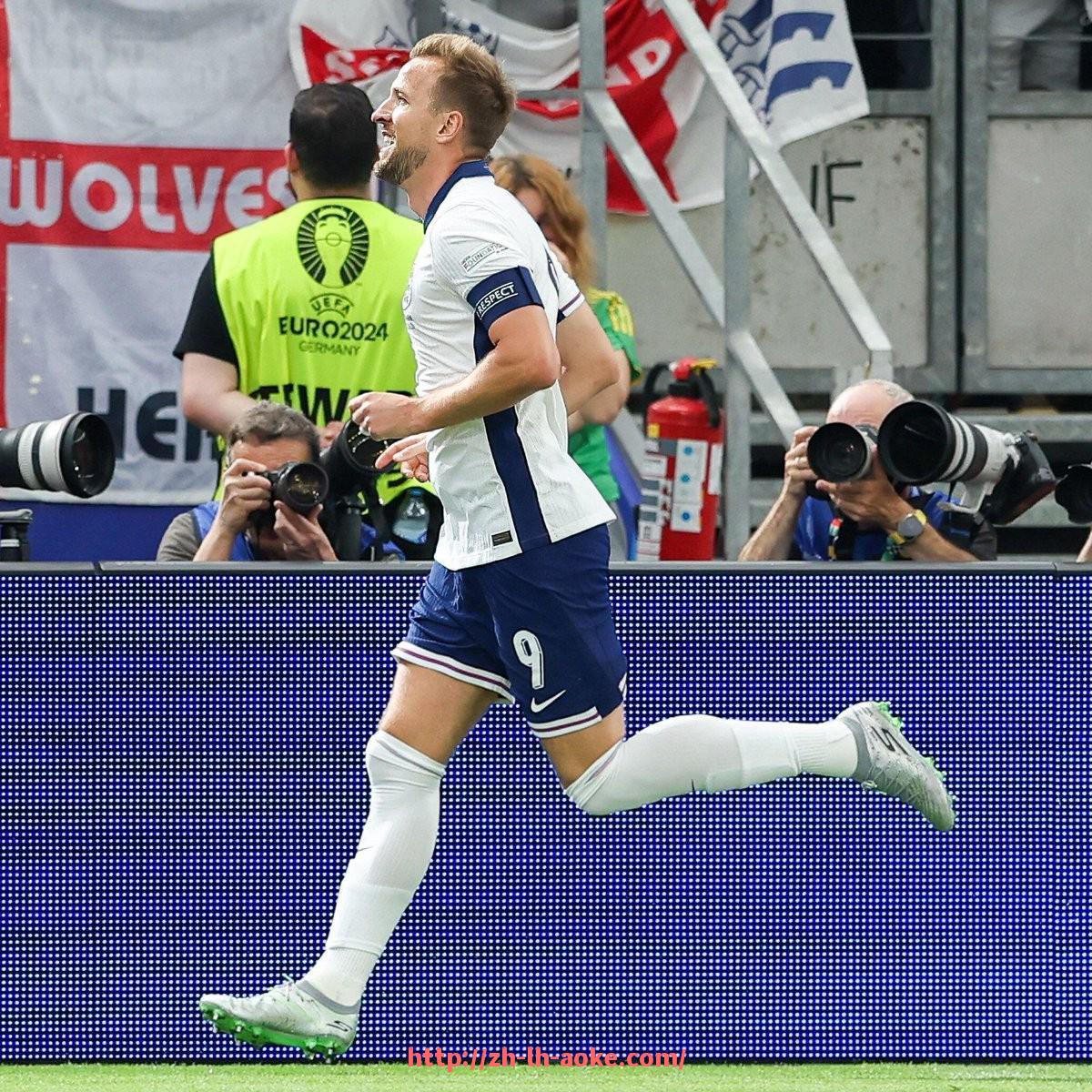 澳客足彩-世俱杯官方评审团职责划分与工作流程全面介绍